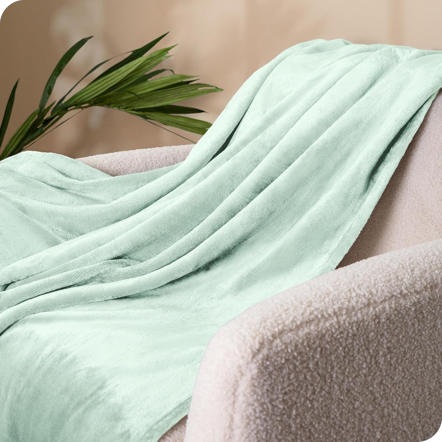 Fleece Blanket - Twin/Twin Extra Long - Spring Mint - Blanket for Bed, Sofa, Couch, Movie Night, Camping, and Travel - Microplush - Ultra Soft Warm Blanket (Twin/Twin XL, Spring Mint)