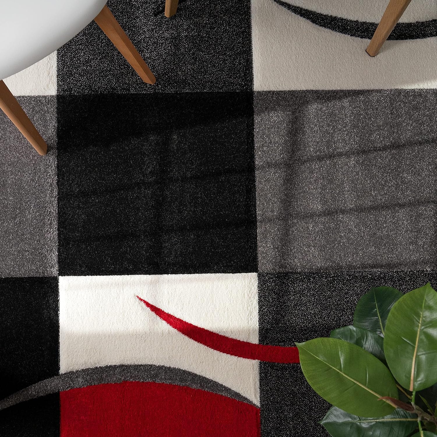 Designer Rug with Contour Cut Chequered in Red and Black, Size: 6'7" X 9'6"