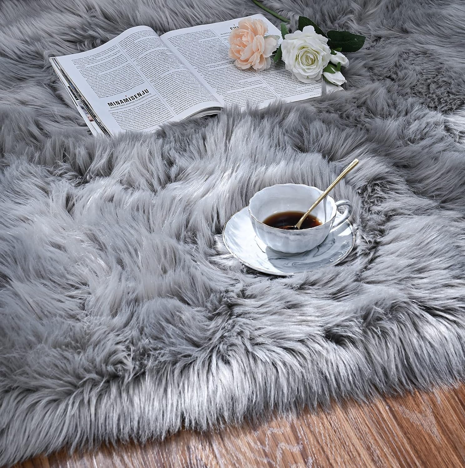 Soft Faux Fur Fluffy Area Rug, Luxury Fuzzy Sheepskin Carpet Rugs for Bedroom Living Room, Shaggy Silky Plush Carpet Bedside Rug Floor Mat, 2Ft X 4Ft, Gray